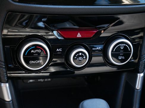 Used 2019 Subaru Forester Premium image 23