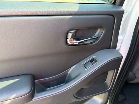 New 2026 Nissan Frontier SV w/ SV Convenience Package image 30