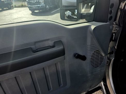 Used 2015 Ford F350 XL image 12