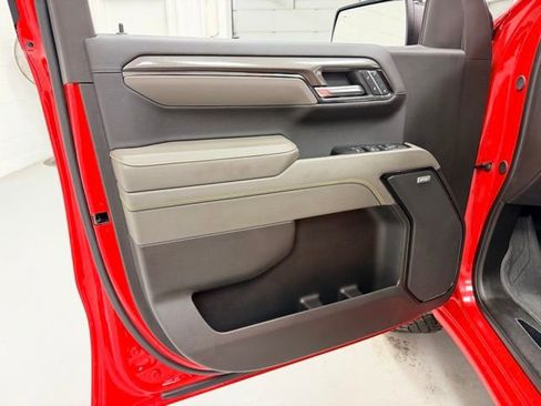 Used 2024 Chevrolet Silverado 1500 ZR2 w/ Technology Package image 21