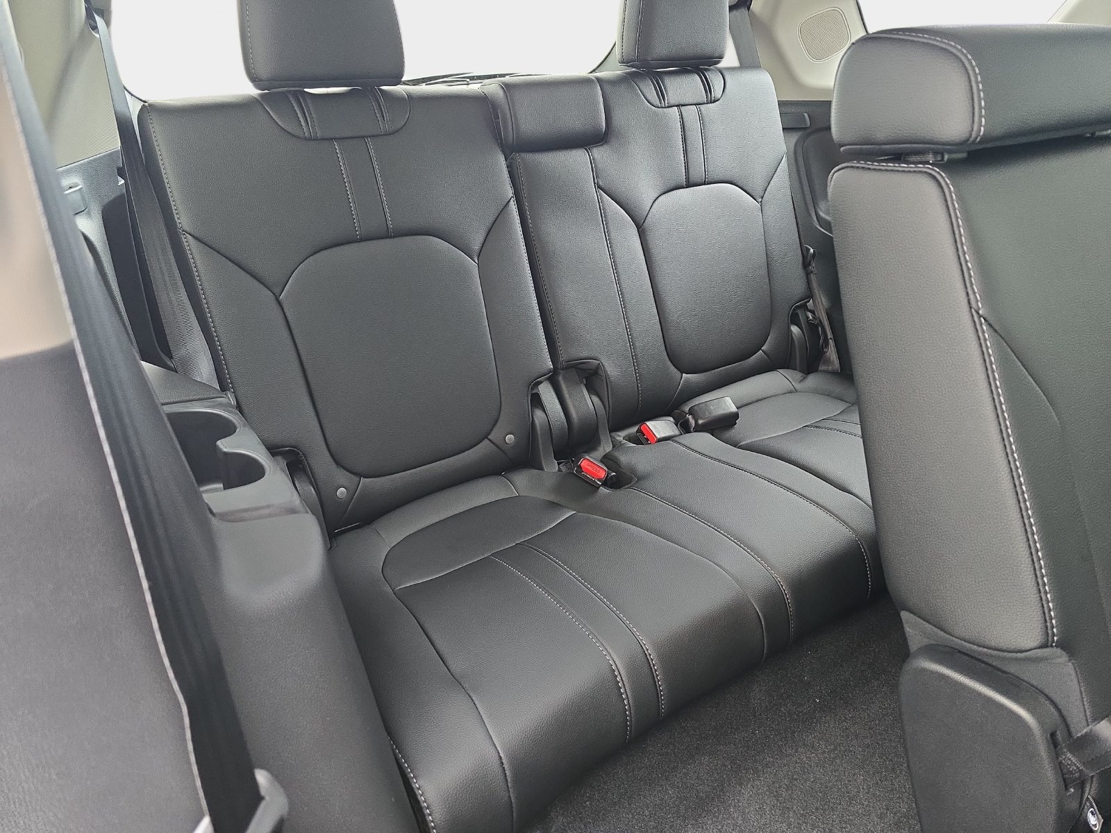 New 2026 Honda Pilot Touring image 13