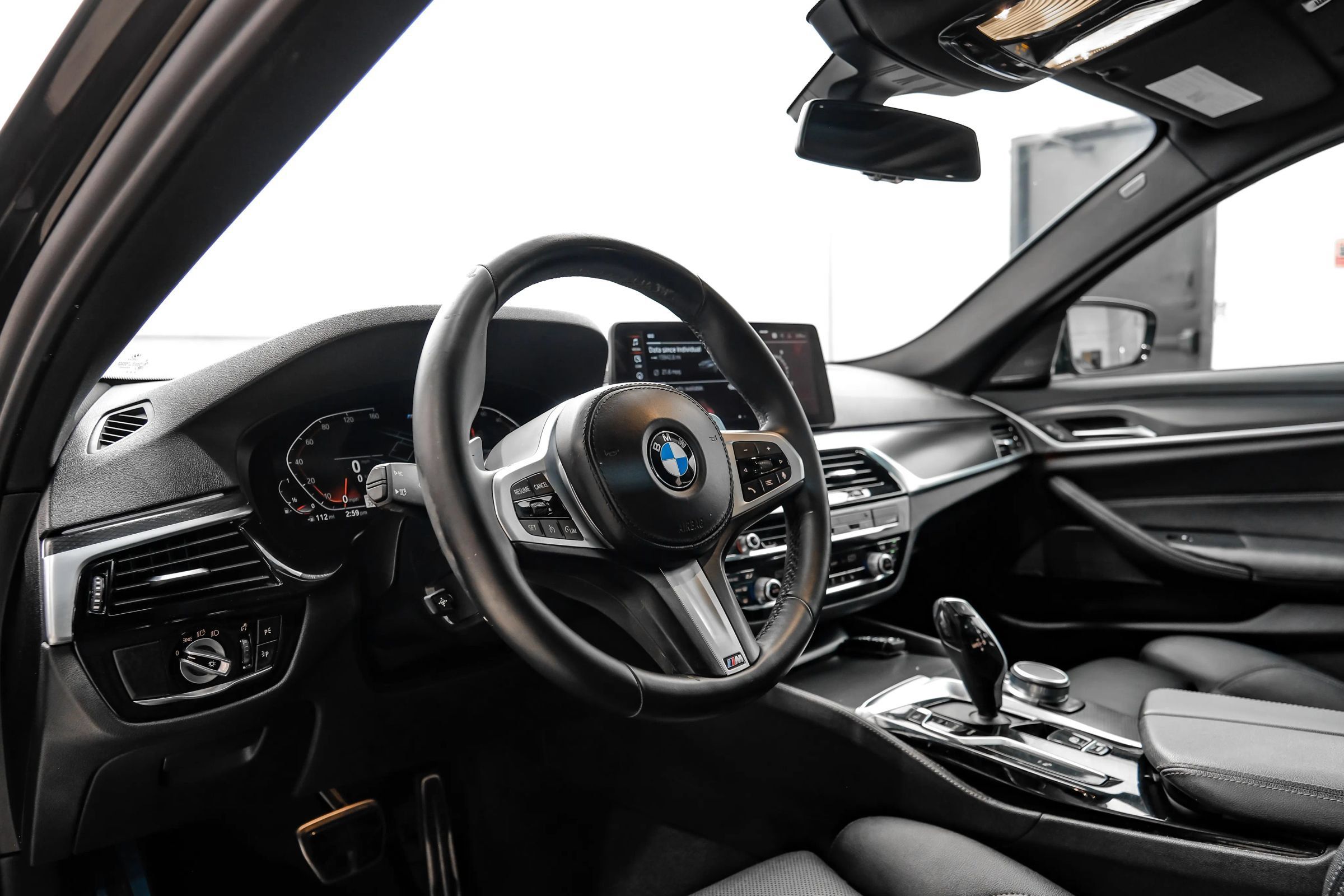 Used 2021 BMW 540i w/ M Sport Package RWD image 18