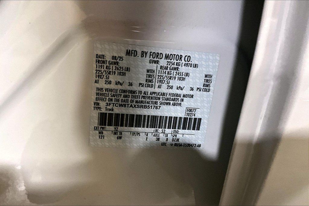 Used 2025 Ford Maverick Lobo AWD/4WD image 35