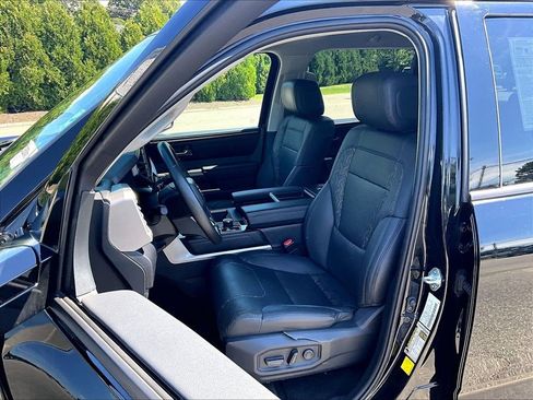 Used 2024 Toyota Tundra SR5 w/ SR5 Premium Package AWD/4WD image 10
