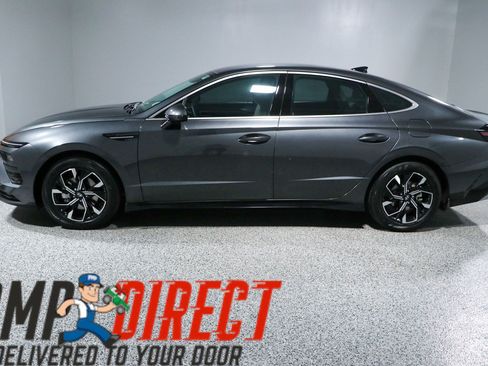 Used 2025 Hyundai Sonata SEL FWD image 10