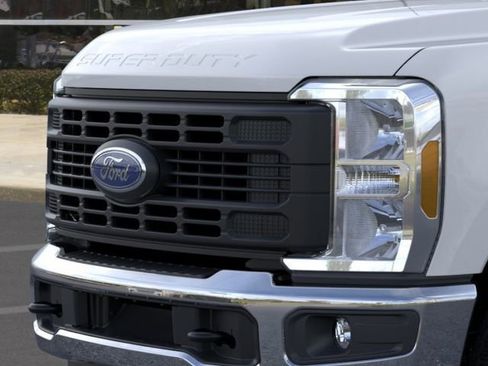 New 2026 Ford F350 XL AWD/4WD image 17