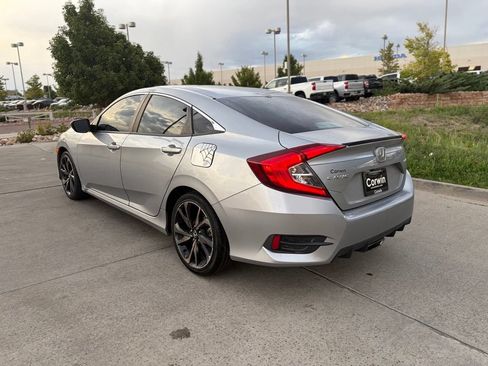 Used 2021 Honda Civic Sport image 2
