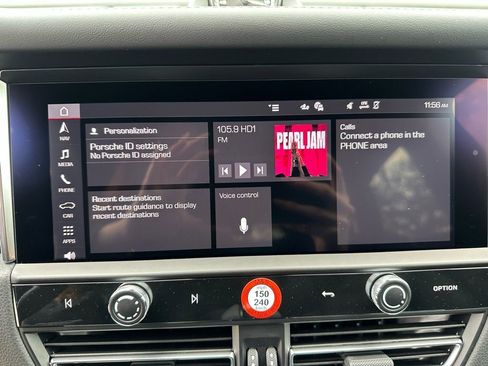 Used 2026 Porsche Macan Turbo image 30