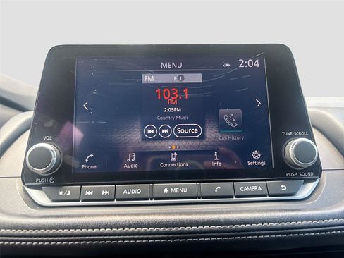 Used 2024 Nissan Rogue SV FWD image 14