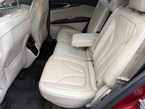 Used 2016 Lincoln MKX Select w/ Select Plus Package image 22