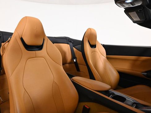 Used 2020 Ferrari Portofino Base image 18