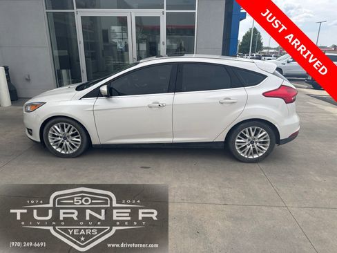 Used 2018 Ford Focus Titanium FWD image 4