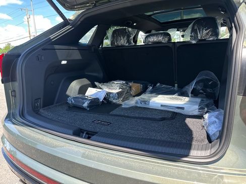 New 2026 Volkswagen Atlas Cross Sport SEL R-Line AWD/4WD image 19