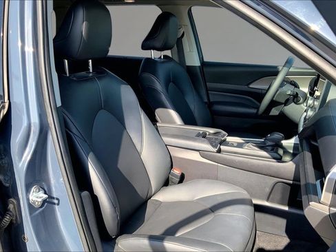 Used 2024 Toyota Grand Highlander FWD image 7