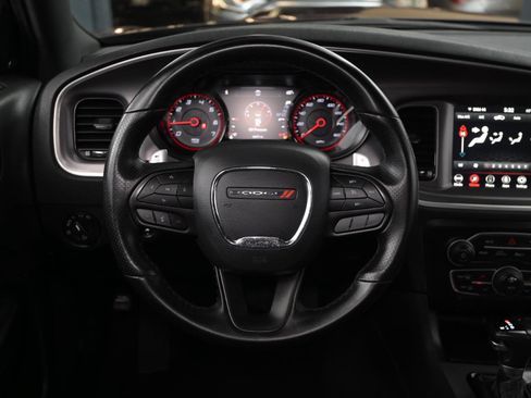 Used 2022 Dodge Charger R/T w/ Blacktop Package image 27