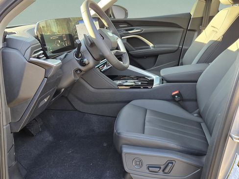 New 2025 Audi Q5 Premium Plus image 14