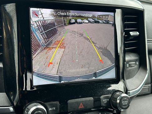 Used 2024 RAM 1500 Laramie image 26