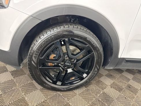 Used 2024 Kia Telluride SX X-Line image 31
