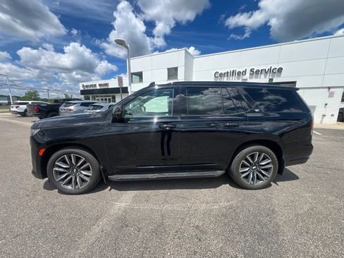 Used 2023 Cadillac Escalade Sport w/ Touring Package AWD/4WD image 8