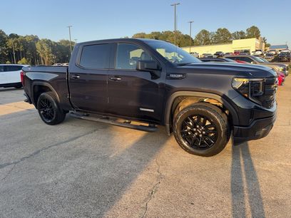 Used 2023 GMC Sierra 1500 Elevation