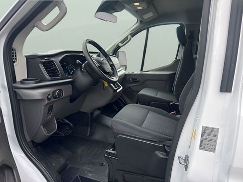 Used 2024 Ford Transit 250 Low Roof w/ Exterior Upgrade Package image 9