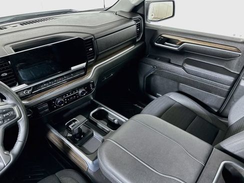 Used 2023 Chevrolet Silverado 1500 RST AWD/4WD image 29