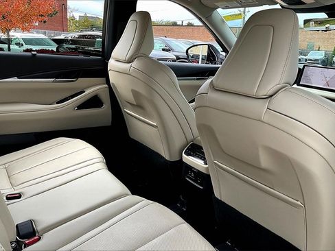 Certified 2025 INFINITI QX60 Sensory w/ Vision Package image 31