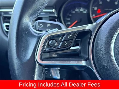 Used 2019 Porsche Macan AWD/4WD image 22