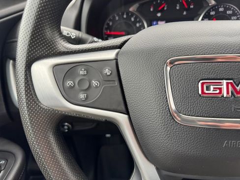 Used 2022 GMC Terrain SLE w/ Driver Convenience Package image 14