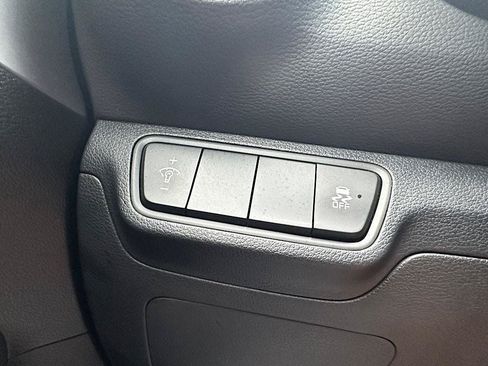 Used 2024 Kia Forte LXS FWD image 18