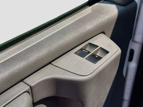 Used 2014 GMC Savana 3500 RWD image 14