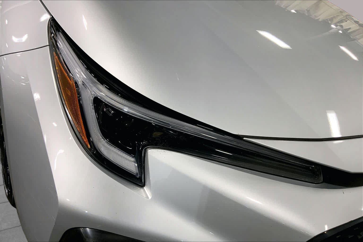 Certified 2024 Toyota Corolla SE w/ SE Premium Package FWD image 28