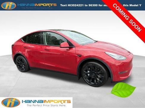 Used 2021 Tesla Model Y Long Range AWD/4WD image 1
