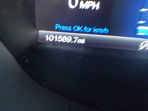 Used 2017 Ford Fusion SE w/ Fusion SE Technology Package image 13