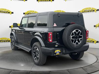 New 2025 Ford Bronco Outer Banks