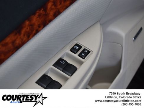 Used 2010 Subaru Legacy 3.6R Limited w/ Popular Equipment Group 3B image 8