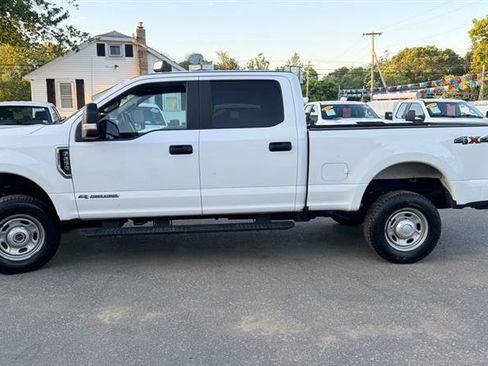 Used 2017 Ford F250 XL w/ Power Equipment Group AWD/4WD image 9