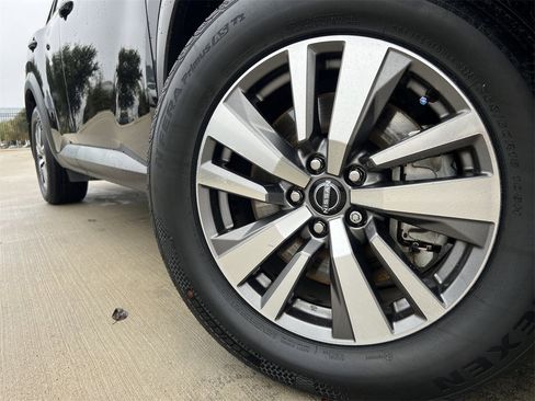 Certified 2022 Nissan Pathfinder SL image 8