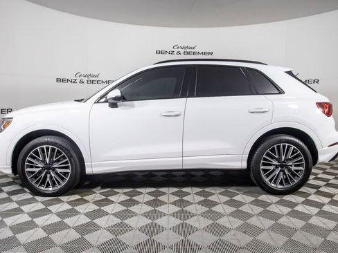 Used 2023 Audi Q3 2.0T Premium w/ Black Optic Package image 11