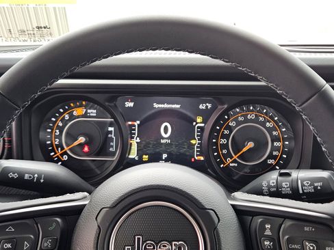 New 2026 Jeep Wrangler Unlimited Rubicon image 15