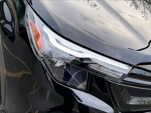 Certified 2025 Subaru Forester Sport AWD/4WD image 31