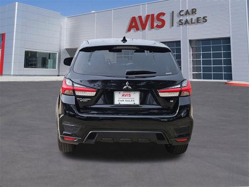 Used 2025 Mitsubishi Outlander Sport SE image 5