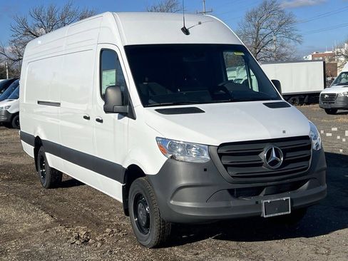 New 2025 Mercedes-Benz Sprinter 3500 image 2