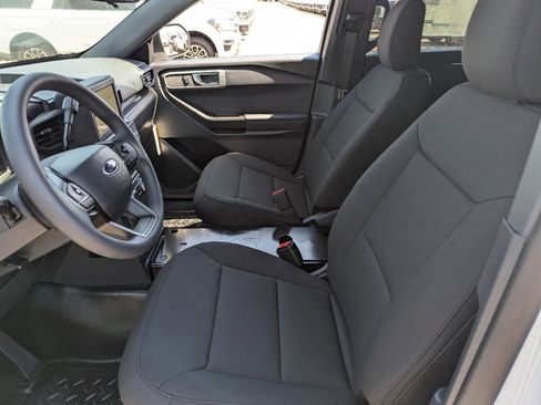 New 2025 Ford Explorer 4WD Police Interceptor image 18