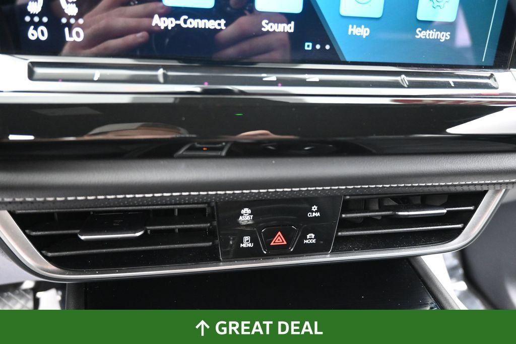 Used 2025 Volkswagen Atlas Cross Sport SE FWD image 43