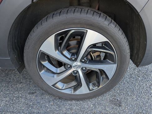 Used 2017 Hyundai Tucson Sport image 25