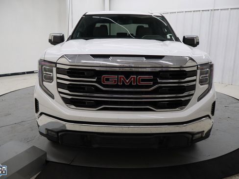 Used 2024 GMC Sierra 1500 SLT image 9