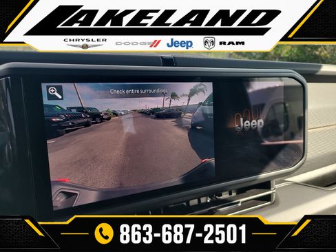 Used 2024 Jeep Gladiator Mojave AWD/4WD image 22