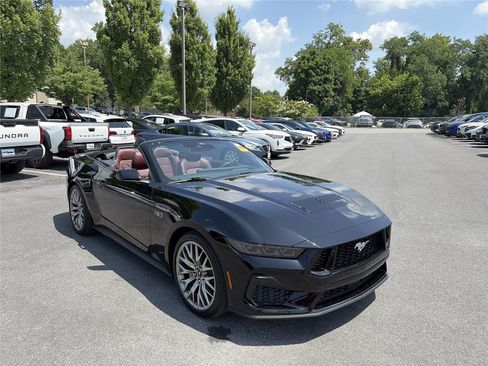 Used 2025 Ford Mustang GT Premium RWD image 7
