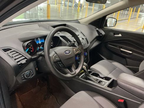 Used 2018 Ford Escape SE AWD/4WD image 9
